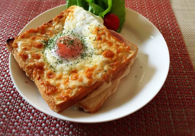 ゴマ入り★半熟玉子のクロックマダム